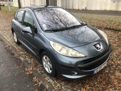 Peugeot 207 1.4HDI