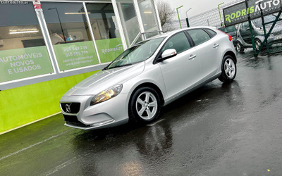 Volvo V40 D2 2.0CC 120CV 5P 5L