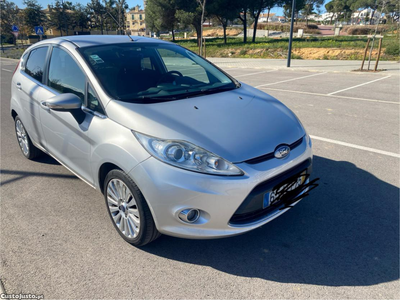 Ford Fiesta TITANIUM