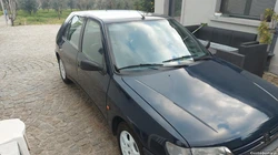 Peugeot 306 green