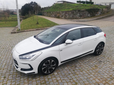 Citroën DS5 2.0HDI HYBRID 4WD 200CV SPORT CHIC