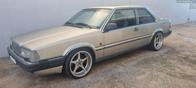 Volvo 780 Bertone