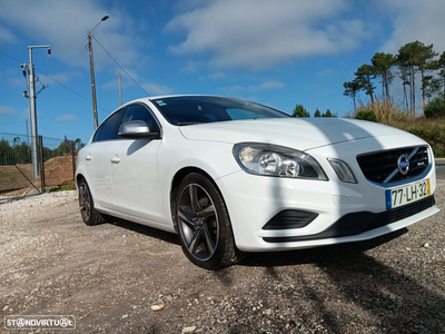 Volvo S60 2.0 D3 R-Design