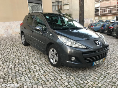 Peugeot 207 SW 1.4 Sport