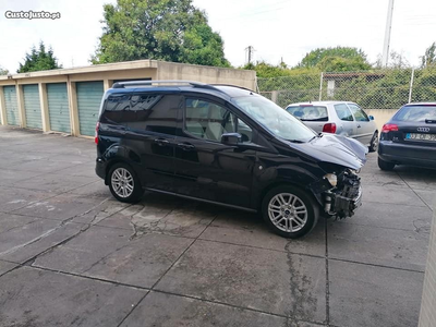 Ford Tourneo Courier Eco Boost