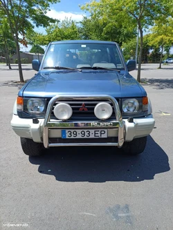 Mitsubishi Pajero 2.5 TDi GLS