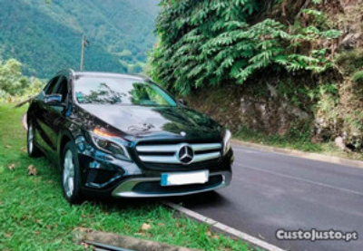 Mercedes-Benz GLA 200 2000 diesel 140CV