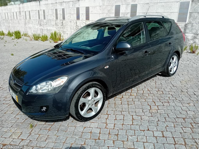 Kia Ceed SW CRDI LX