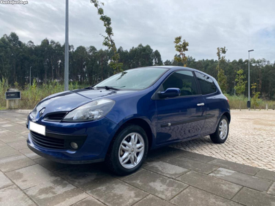 Renault Clio 1.2Gasolina 75cv 16v 5Lugares