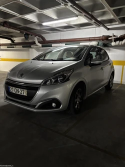 Peugeot 208 1.4 hdi