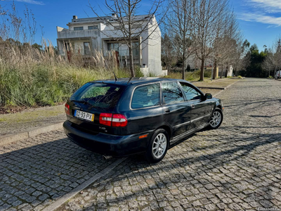 Volvo V40 1.6 16v