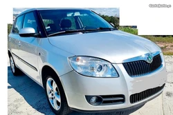 Skoda Fabia 1.4 tdi 80 cv otimo todos extras- crédito cplp