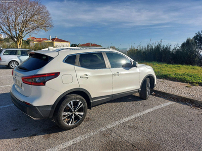 Nissan Qashqai ligeiro pasagero