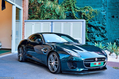 Jaguar F-Type P300 R-Dynamic