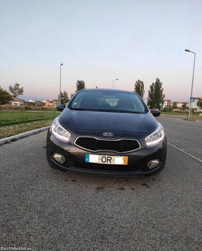 Kia Ceed 1.6 CRDi More Edition