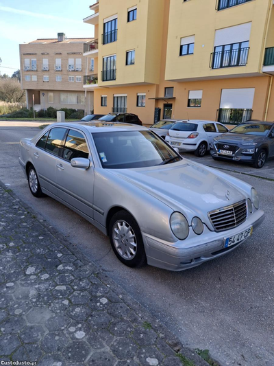 Mercedes-Benz E 220 E220cdi 99