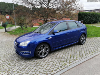 Ford Focus ST 2.5 Turbo