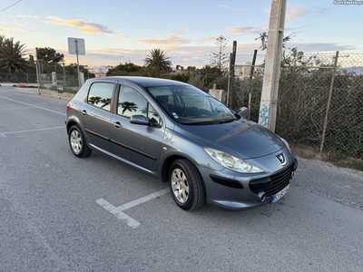 Peugeot 307 1.6 HDI gasóleo distribuição mudada