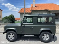 Land Rover Defender 90 SW 2.5 Td5 SE