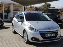 Peugeot 208 1.6 BlueHDi Style