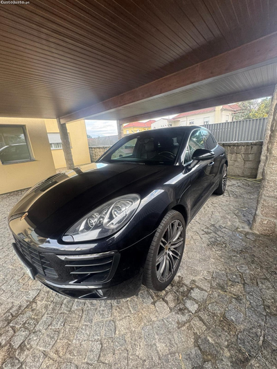 Porsche Macan S