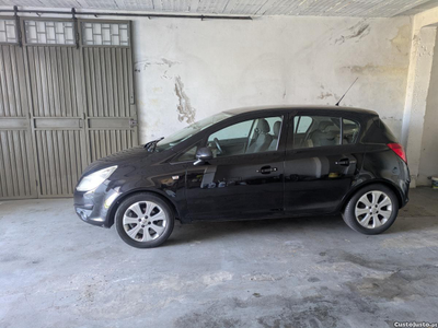 Opel Corsa 1.2 Enjoy