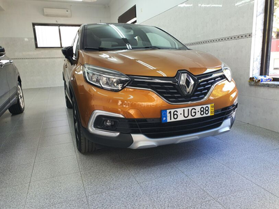 Renault Captur 0.9 TCE Sport