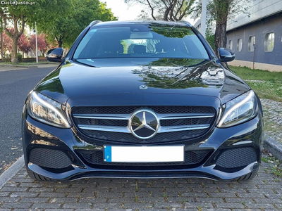 Mercedes-Benz C 220 170 CV Avantgarde (Aceito Retoma)