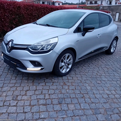 Renault Clio 1.5 Dci 90cv limited exclusive Nacional