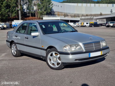 Mercedes-Benz C 220 D Classic