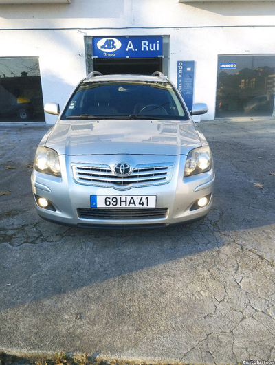 Toyota Avensis SW 209.000 Kms 2.0 D4D