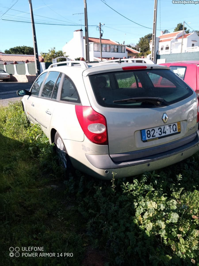 Renault Laguna 1.6 16v kit gás (avariada)