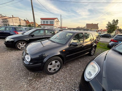 VW Golf 1.4i 16v