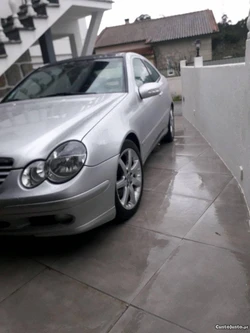 Mercedes-Benz C 220 Coupé