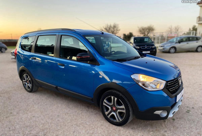 Dacia Lodgy 1.5 Blue dCi Stepway