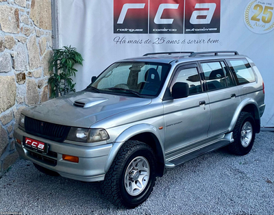 Mitsubishi Pajero Sport 2.5 TD GLS