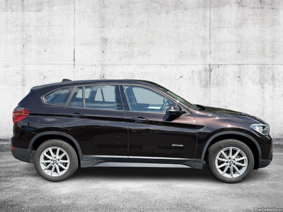 BMW X1 1.8i Advantage Manual - garantia da BMW até 10/26