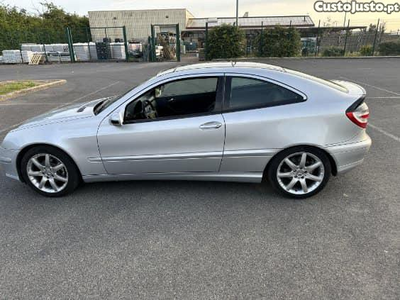 Mercedes-Benz C 200 200 Kompressor (203 745)