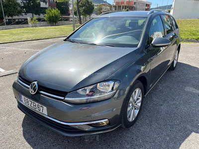 Volkswagen Golf 1.6 TDI R-Line