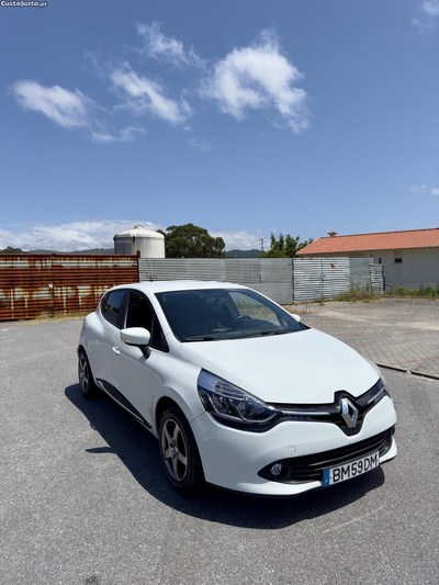 Renault Clio Dynamic s