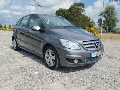 Mercedes-Benz B 160 Blue Efficiency gasolina Nacional