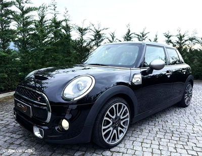 MINI 5 Portas Cooper SD Auto