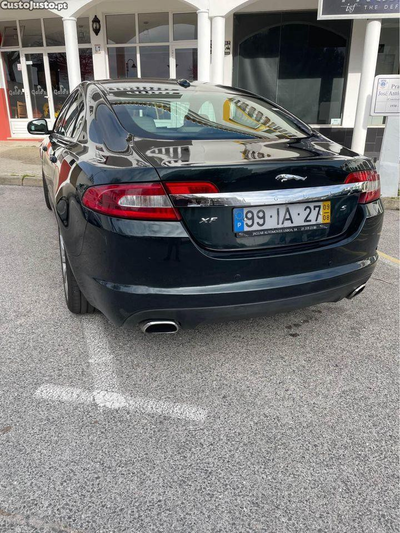 Jaguar XF Dv6 Portfolio