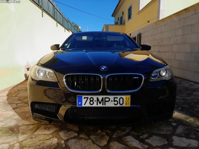 BMW M5 F-10