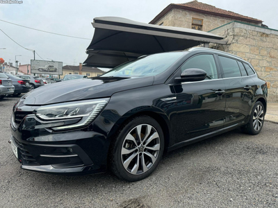 Renault Mégane Sport Tourer 1.5 Blue dCi R.S. Line