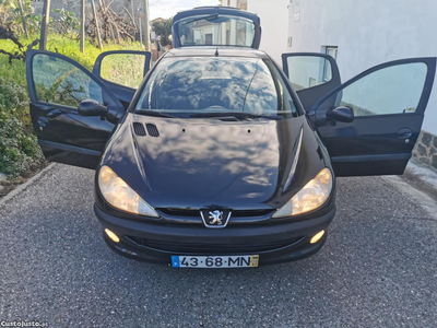 Peugeot 206 1.0