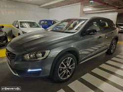 Volvo V60 Cross Country 2.0 D3 Momentum