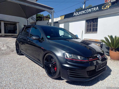 VW Golf 2.0