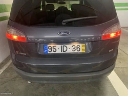 Ford S-Max Titanium