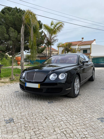 Bentley Continental Flying Spur Standard